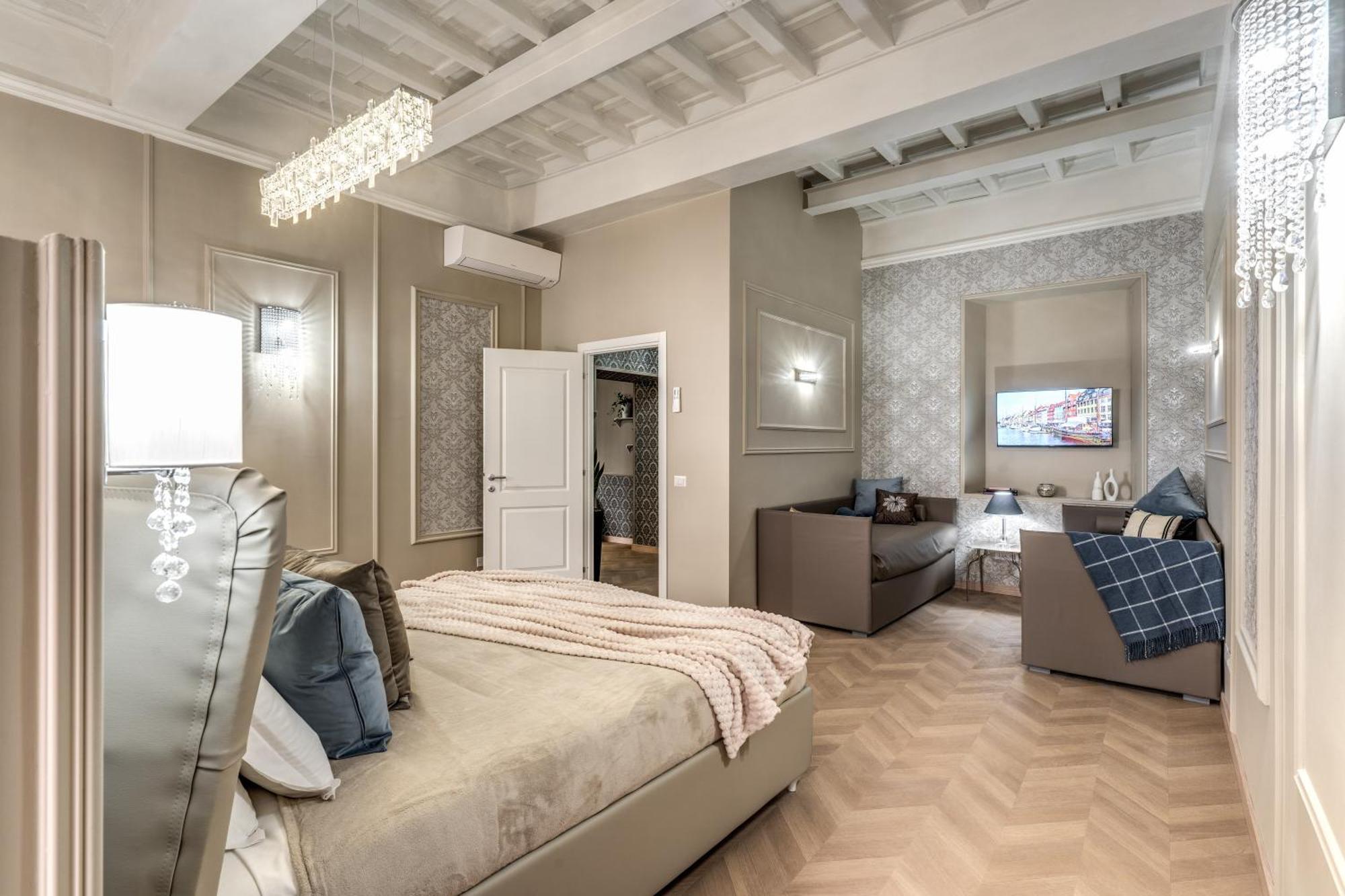 Apartment White Miracle